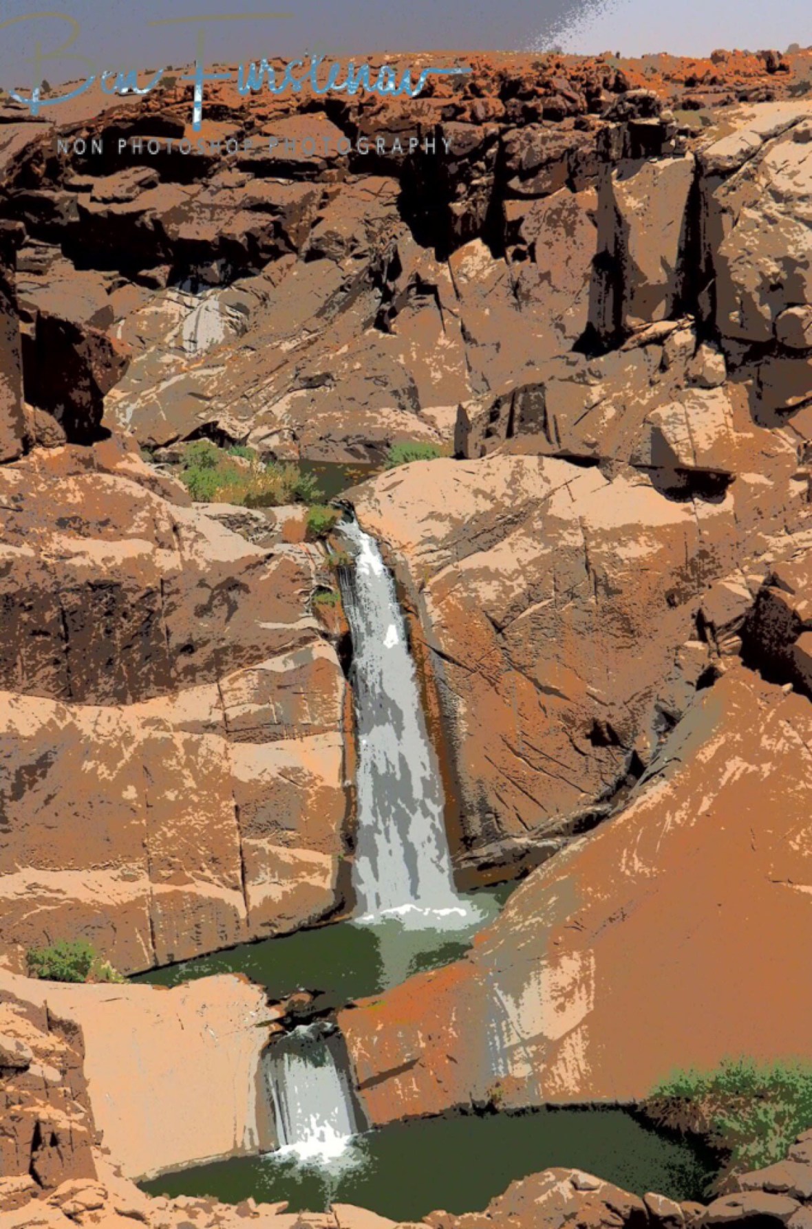 Painted desert, Augrabis Falls