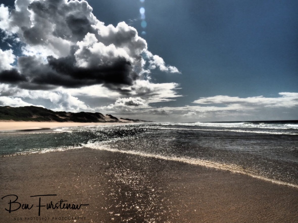 Warm waters of the Indian Ocean, Machangulo Peninsula