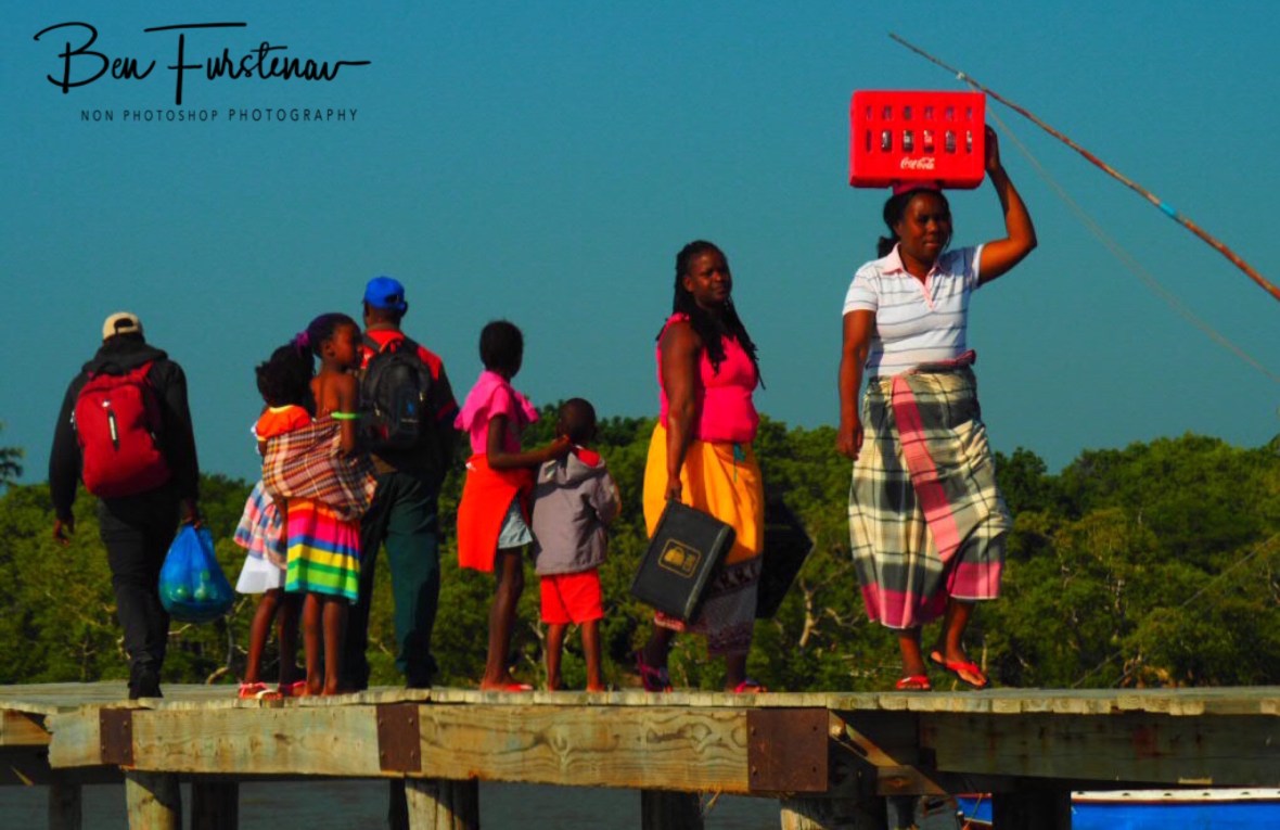 Traffic congestion on the pier, Santa Maria, Machangulo Peninsula