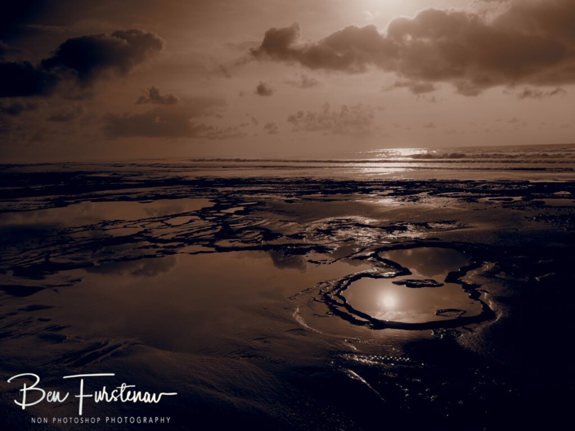 Sunrise in sepia, Machangulo Peninsula 