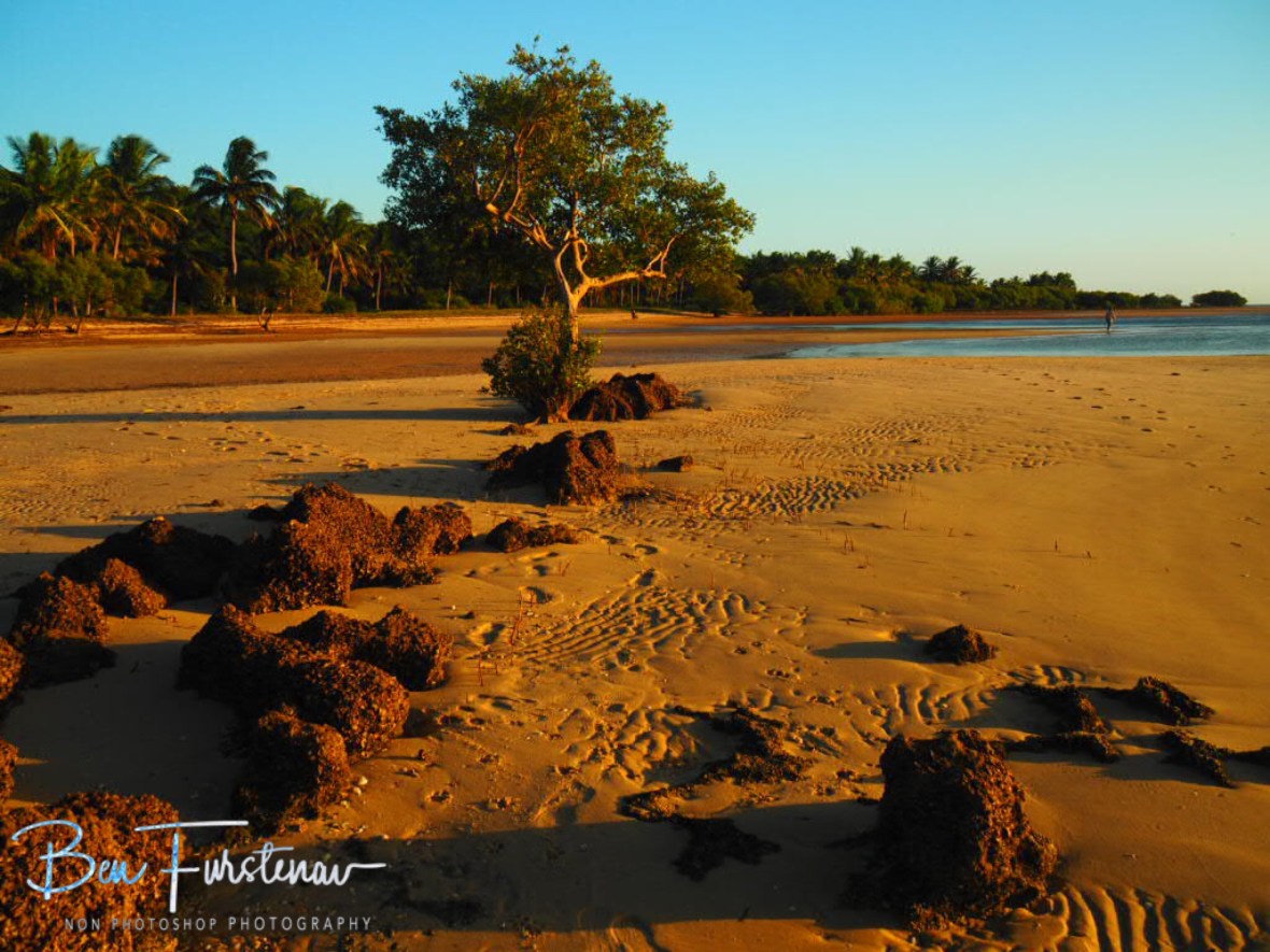Tranquil beach, Vilankulo, Mozambique 