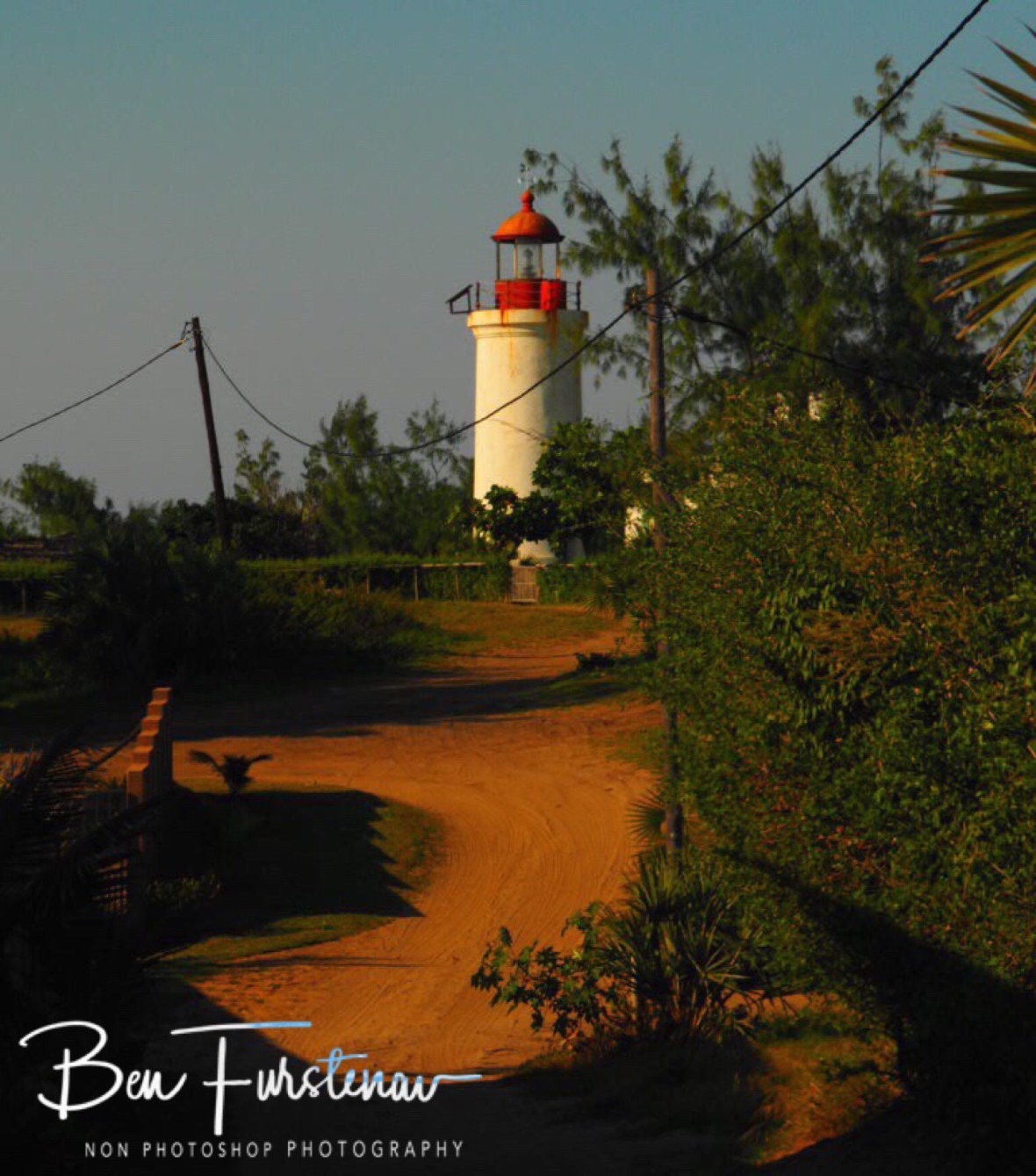 4 WD track to the lighthouse, Barra beach, Inhambane, Mozambique 