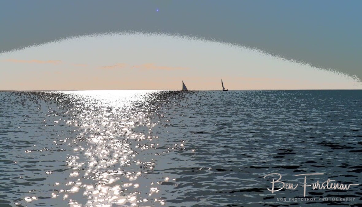 Dhows in the distance, Benguerra Island, Vilankulo 